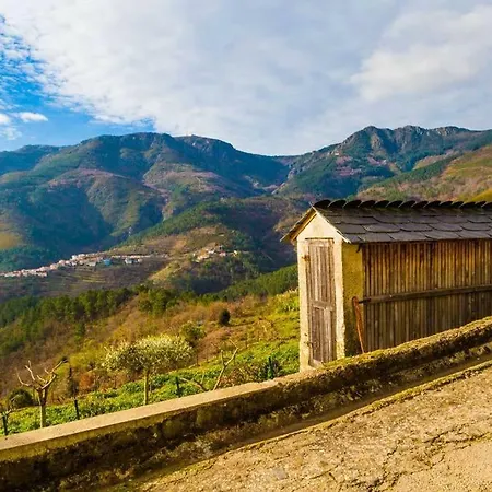 Casa Do Avô Patrício Mountain Experience Casa de Férias Parada (Vila Real)